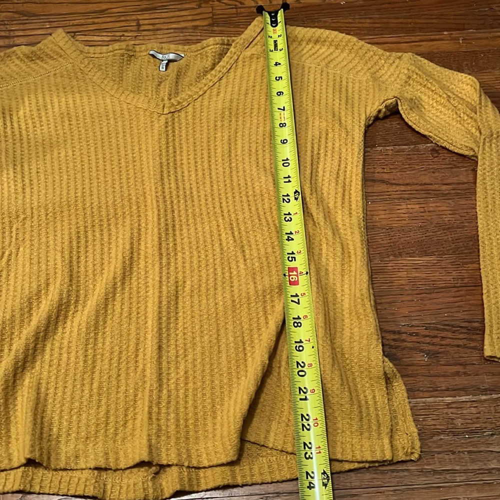 BKE Sweater - Picture 4 of 6